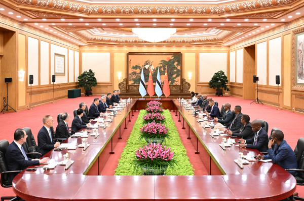 习 博茨瓦纳2.jpg